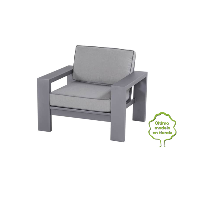 Sillón Titan - Hartman® un robusto sillón con estructura de aluminio en antracita y cojines en gris claro. Sobre fondo blanco.