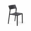 silla TRILL Bistrot Antracita de lineas simples, patas redondas y respaldo ligeramente curvado y asiento cuadrado de cantos biselados. No tiene reposabrazos.