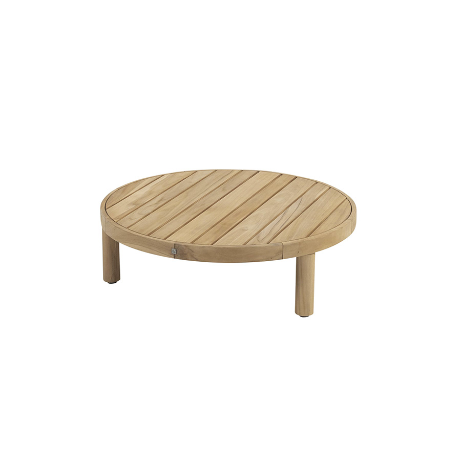 FINN 80 coffee table by 4 Seasons Outdoor. A very attractive table, completely made of teak. The Ø80cm table has a height of 30cm and is also available in Ø60cm and a height of 35cm, both with three round legs. If you combine them you will give volume and movement to the whole. Front view on white background.