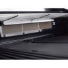 Barbecue gas Maxim G5 Carro Trolley Black with stainless steel details such as the right side table, the extra left side burner, the buttons, the lid handle and the grease tray. It is a very elegant and practical barbecue.