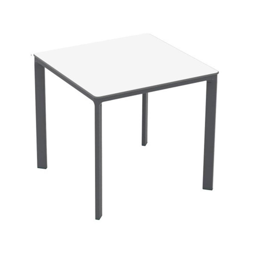 Meet Table by Ezpeleta 80x80cm With an anthracite aluminium structure and a white HPL top. Suitable for indoor and outdoor use, both for public and residential settings. Find it at De Tropen, your outdoor furniture expert. Oblique front view