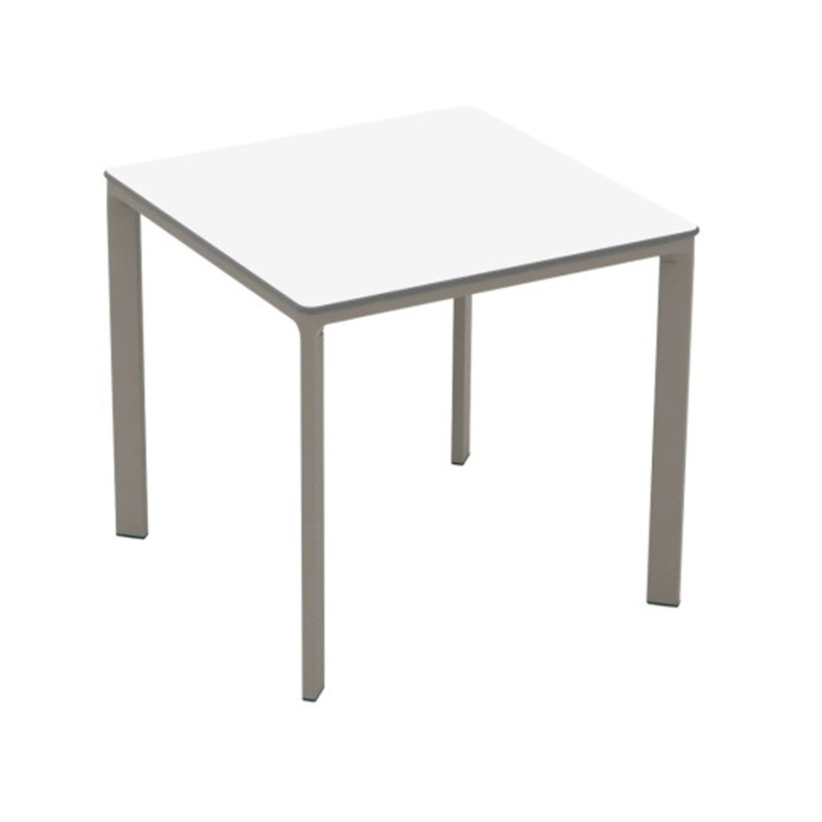 Meet Table by Ezpeleta 80x80cm With a taupe aluminium structure and a white HPL top. Suitable for indoor and outdoor use, both for public and residential settings. Find it at De Tropen, your outdoor furniture expert. Oblique front view