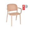 Sillón Trena en soft pink, un rosa bebe pastel, es de la marca valenciana Ezpeleta. El acabado mate hace a este sillón aún más sofisticado, hecho de polipropileno reforzado con fibra de vidrio, destaca su respaldo envolvente y la característica trama en el asiento que hacen única y atemporal a la serie Trena. Tiene tacos antideslizantes, protección contra rayos UV. Es 100% reciclable y apto para uso exterior e interior. Uso residencial y público. Encuéntralo en De Tropen tu experto en mobiliario de exterior. Vista frontal oblicua a la derecha arriba se ven los diferentes galardones: ADCV PLATA, Premios de la Asociación de Diseñadores de la Comunitat Valenciana y el premio IF Design Awards que reconoce la innovación y la excelencia.