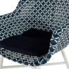 Hartman's Delphine Blue Chair: A white aluminum chair with a hand-woven synthetic fiber seat creating a beautiful blue and white pattern. Find it at De Tropen for the best price, secure online purchase, and fast shipping.