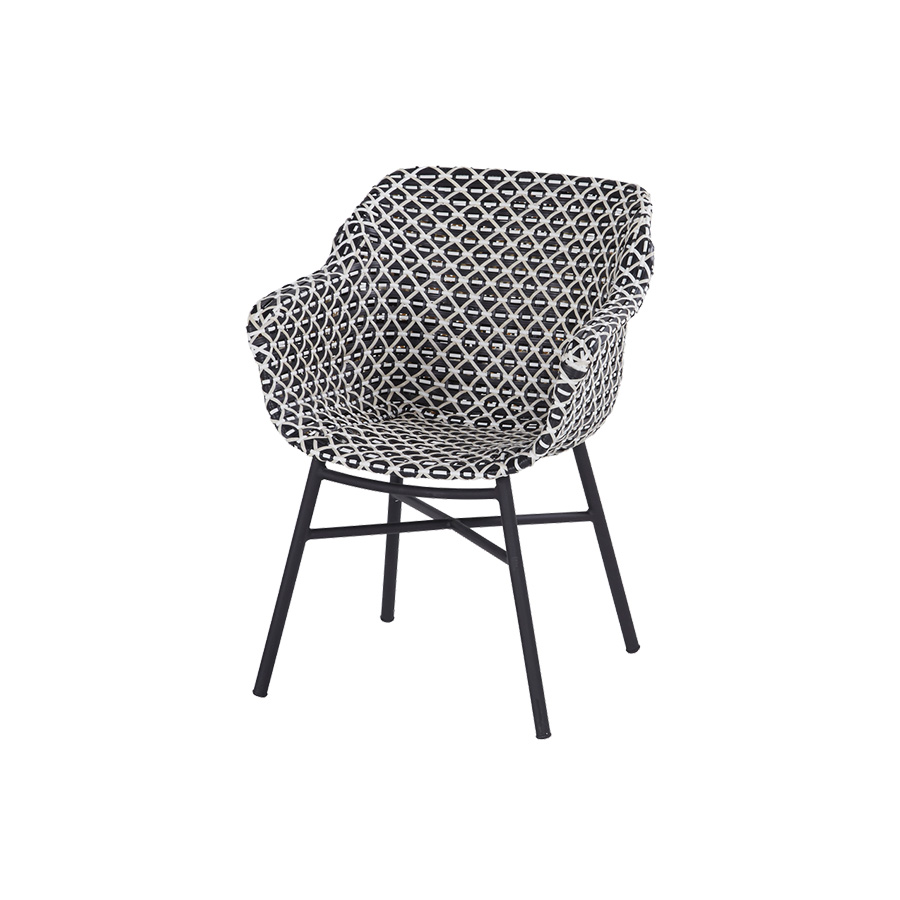 Delphine Black Garden Chair by Hartman. An aluminum chair in white with a hand-woven synthetic fiber seat creating a beautiful blue and white pattern. Find it at De Tropen at the best price, secure online purchase, and fast shipping.
