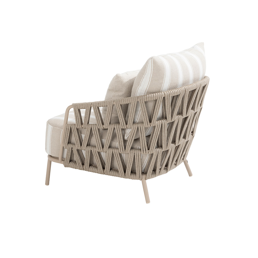 Sillón exterior Beverly de 4 Seasons Outdoor. Encuéntralo en la mayor tienda de muebles de exterior, terraza y jardín: De Tropen ¡y al mejor precio!