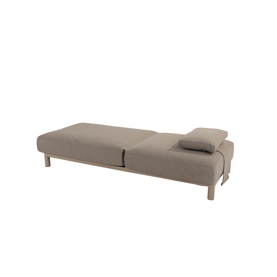 Tumbona Madeira Latte de 4 Seasons Outdoor. Encuéntralo en la mayor tienda de muebles de exterior, terraza y jardín: De Tropen ¡y al mejor precio!