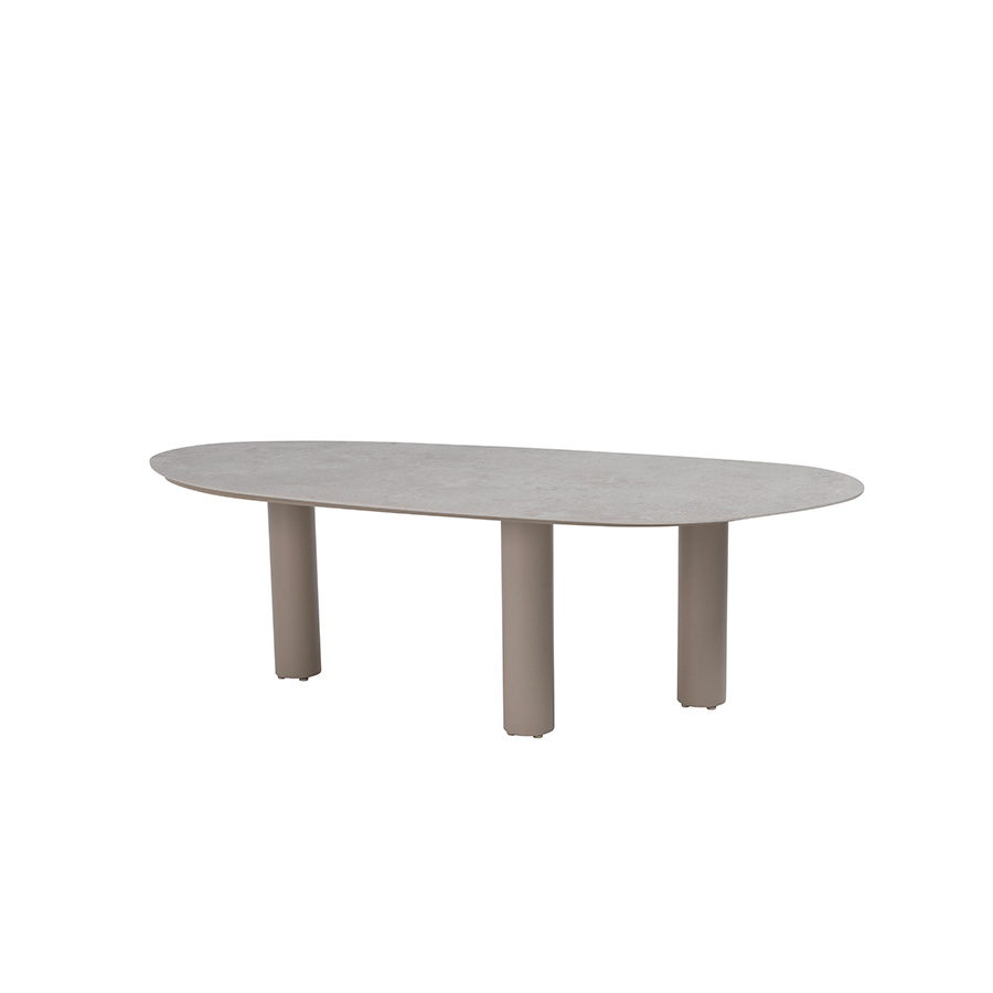 Mesa comedor Estate de Taste 4 Seasons Outdoor. Encuéntralo en la mayor tienda de muebles de exterior, terraza y jardín: De Tropen ¡y al mejor precio!