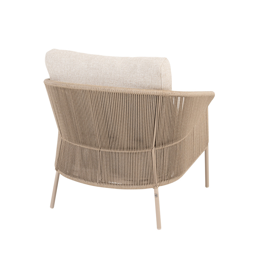 Sillón exterior Florence Latte de Taste 4 Seasons Outdoor. Encuéntralo en la mayor tienda de muebles de exterior, terraza y jardín: De Tropen ¡y al mejor precio!