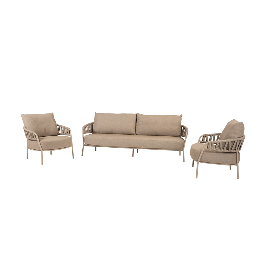 Calma garden set by Taste 4 Seasons Outdoor. Find it at the largest outdoor furniture, patio, and garden store: De Tropen – and at the best price!