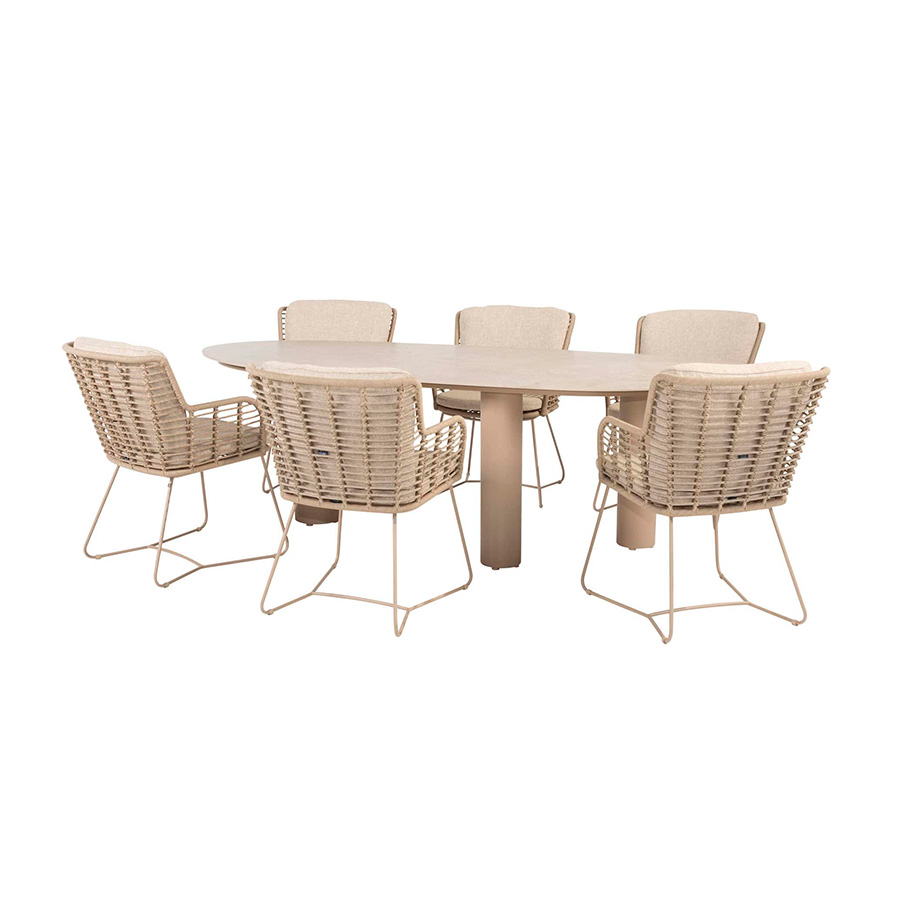 Comedor Estate Fabrice para terraza o jardín de Taste 4 Seasons Outdoor. Encuéntralo en la mayor tienda de muebles de exterior: De Tropen ¡y al mejor precio!