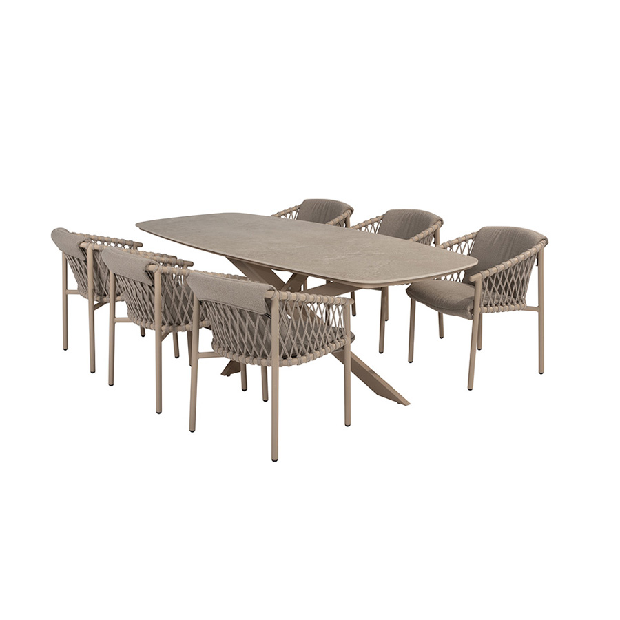Comedor exterior Prado Barrel Allora para terraza o jardín de 4 Seasons Outdoor Encuéntralo en la mayor tienda de muebles de exterior, terraza y jardín: De Tropen ¡y al mejor precio!