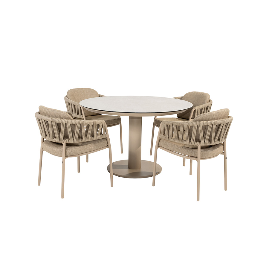 Comedor jardin Sarah Calma para terraza o exterior de Taste 4 Seasons Outdoor. Encuéntralo en la mayor tienda de muebles de exterior, terraza y jardín: De Tropen ¡y al mejor precio!
