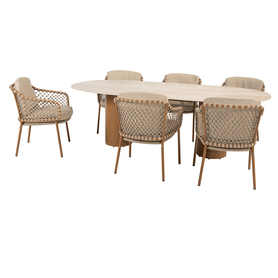 Colorado Martinique outdoor dining set by 4 Seasons Outdoor. Find it at De Tropen, the largest outdoor furniture, patio, and garden store, and at the best price!