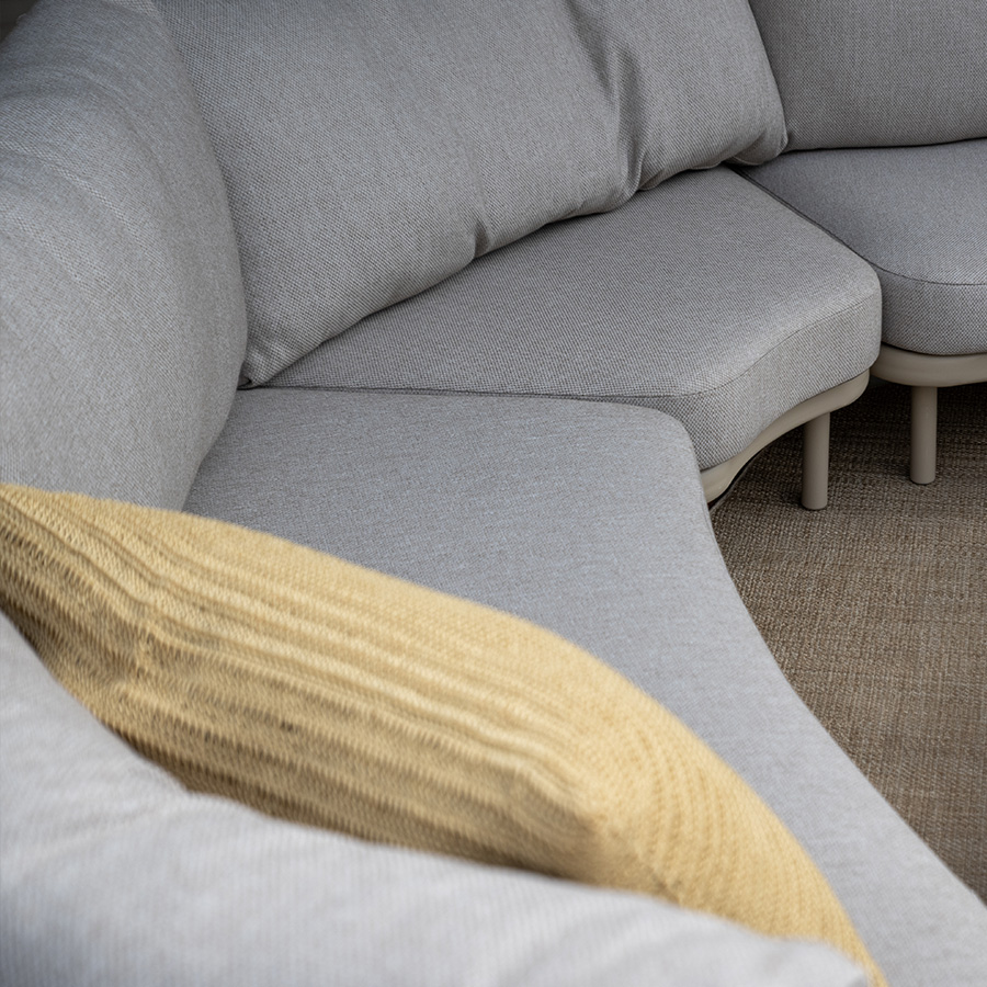 Sofa Rinconera Piacenza para terraza o jardín de Taste 4 Seasons Outdoor. Encuéntralo en la mayor tienda de muebles de exterior, terraza y jardín: De Tropen ¡y al mejor precio!
