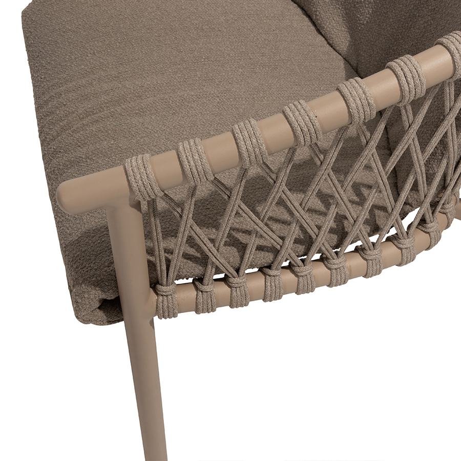 Silla Allora Latte de 4 Seasons Outdoor Encuéntralo en la mayor tienda de muebles de exterior, terraza y jardín: De Tropen ¡y al mejor precio!