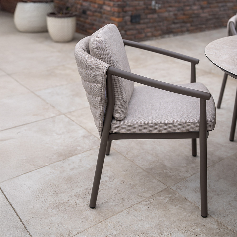 Silla Comedor Barolo de Taste 4 Seasons Outdoor. Encuéntralo en la mayor tienda de muebles de exterior, terraza y jardín: De Tropen ¡y al mejor precio!