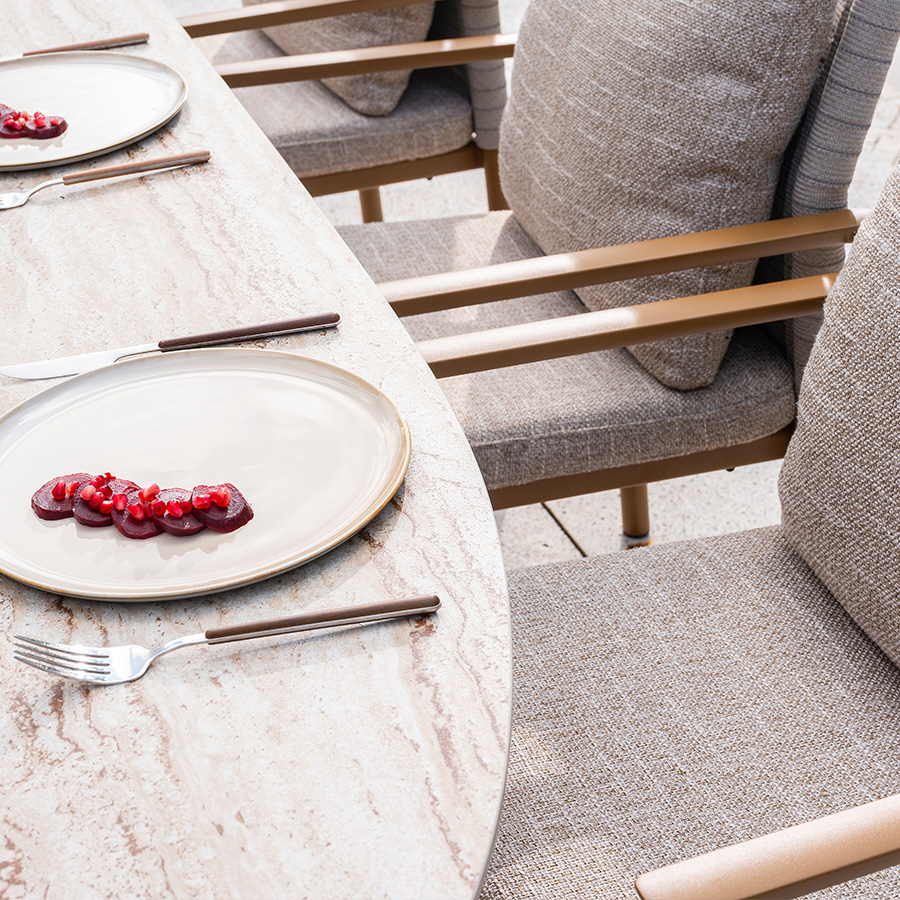Colorado Safina outdoor dining set by 4 Seasons Outdoor. Find it at De Tropen, the largest outdoor furniture, patio, and garden store, and at the best price!