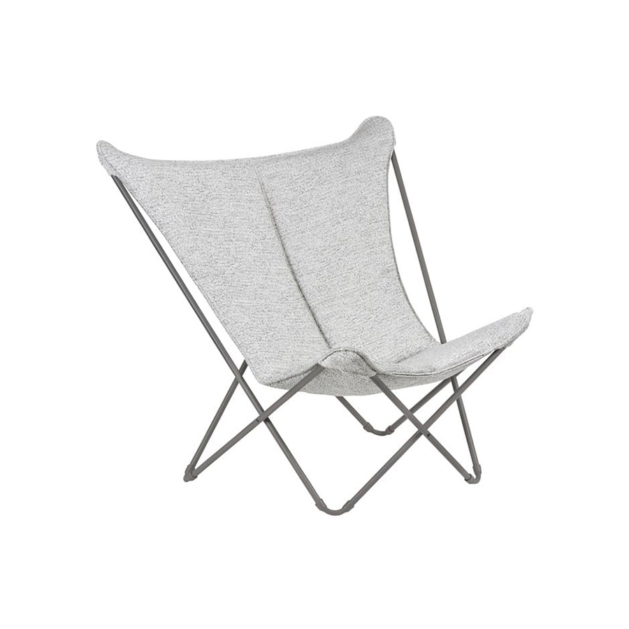Lafuma's Sphinx Butterfly folding chair. Find it at De Tropen, the largest outdoor furniture, patio, and garden store, and at the best price!