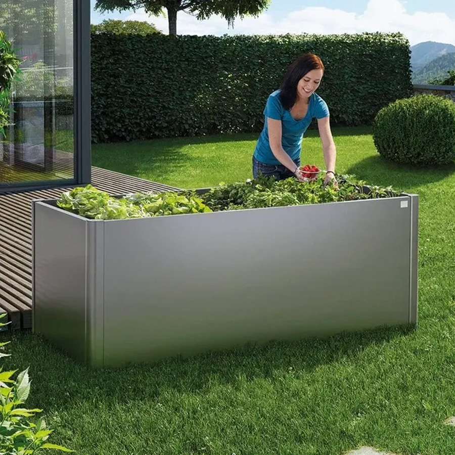 Huerto urbano elevado de Biohort. Encuéntralo en la mayor tienda de muebles de jardín de Málaga, De Tropen.