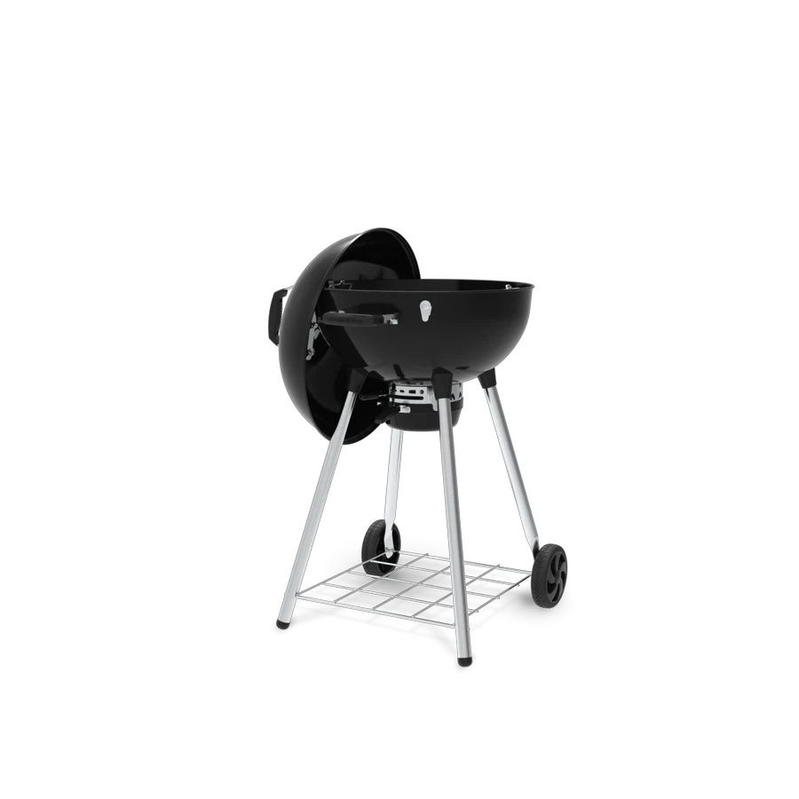 Barbacoa carbón Crown 57 de Broil King, foto de producto sobre fondo blanco. Amplía tus horizontes con De Tropen®, ven a descubrir las posibilidades de esta potente barbacoa. En la mayor tienda de muebles de jardín de la Costa del Sol, Málaga y Granada.