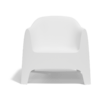 Sillón Solid Blanco para jardín de Vondom. Diseñado por Stefano Giovannoni, ligero y muy estable. Una colección funcional gracias a su diseño apilable. Cómpralo online en De Tropen la mayor tienda de muebles de exterior de Málaga.