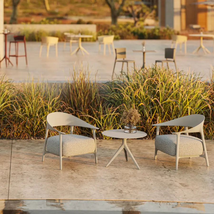 Africa series for the garden by Vondom. Designed by Eugeni Quitllet, lightweight and very stable. Product photo on a white background. Buy it online at De Tropen, the largest outdoor furniture store in Málaga.